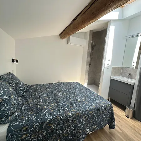 Hidden Rempart Duplex Lumineux Paisible Et Climatisé Appartamento Carcassonne